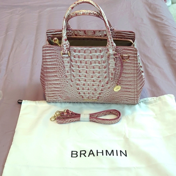 Brahmin small Finley Pink Icing Melbourne bag. - Picture 2 of 8